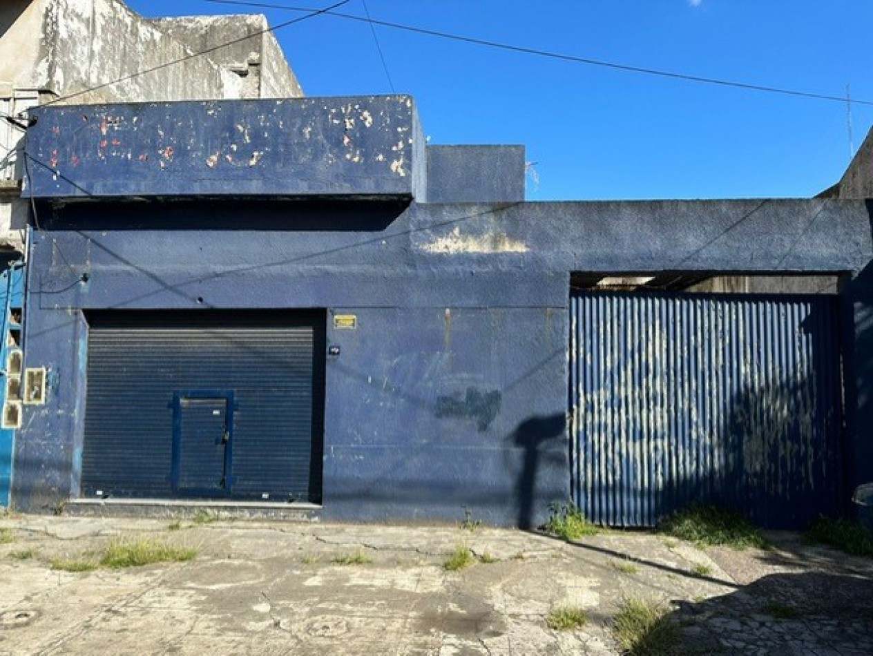 LOCAL CON CONSTRUCCION APTO PARA PROPIEDAD HORIZONTAL CON PLANOS