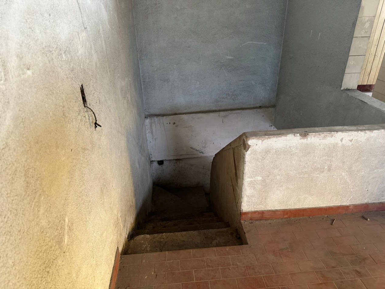 LOCAL CON CONSTRUCCION APTO PARA PROPIEDAD HORIZONTAL CON PLANOS