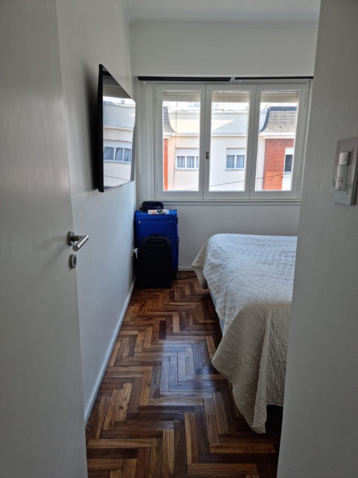 PH 2 AMB A LA CALLE CON BALCON -AVELLANEDA Y LA RIOJA