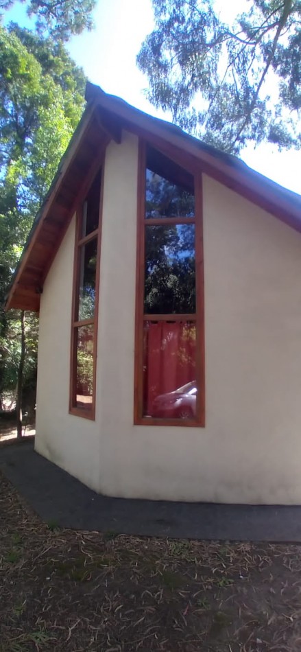 Casa 2 hab. c/ parque.