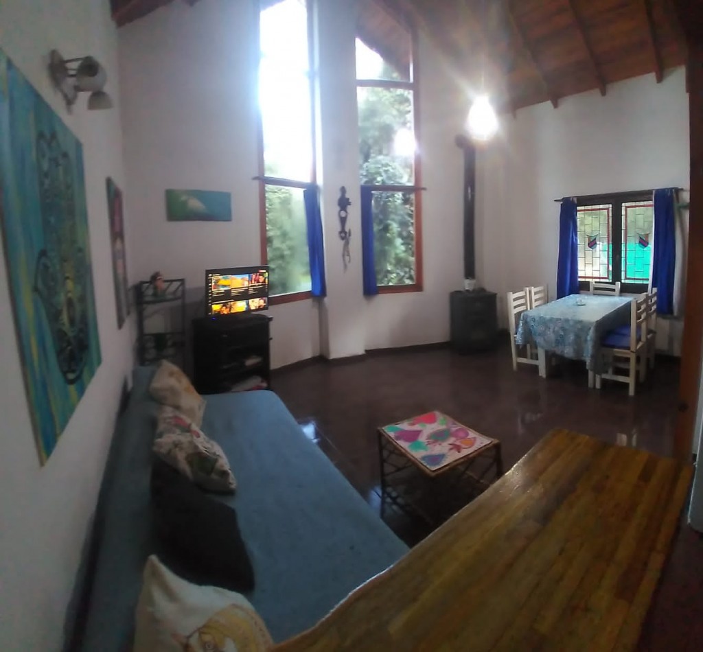 Casa de 2 hab. c/parque