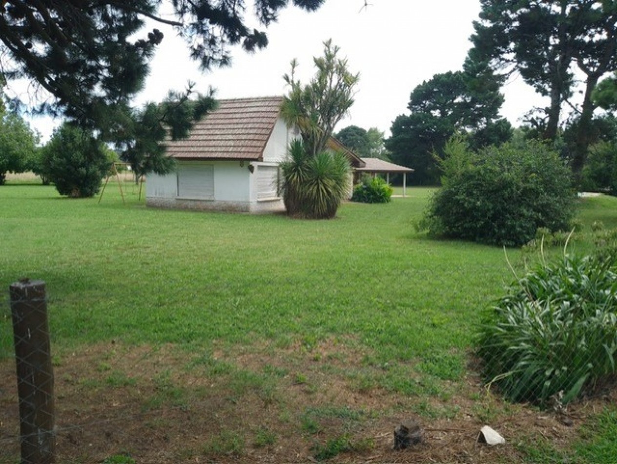 CASA QUINTA C/QUINCHO , PILETA ,CASA DE CASEROS Y GALPON -SIERRA DE LOS PADRES