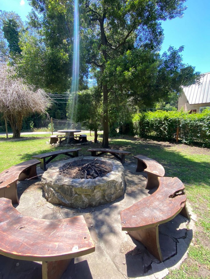 CABAÑA CON PILETA Y PARQUE-BOSQUE PERALTA RAMOS