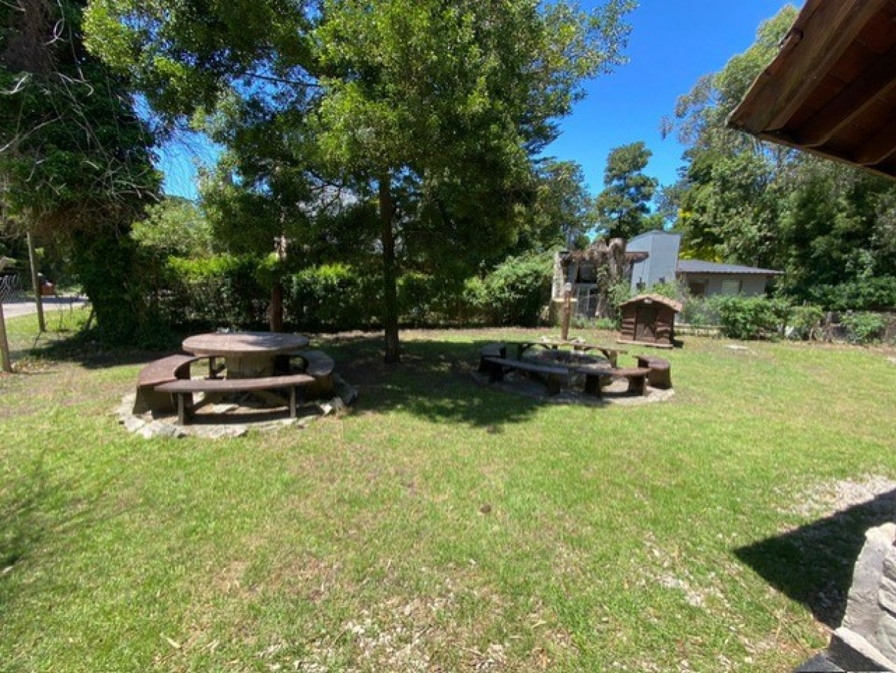 CABAÑA CON PILETA Y PARQUE-BOSQUE PERALTA RAMOS