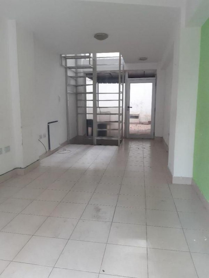 VENTA LOCAL ZONA GUEMES
