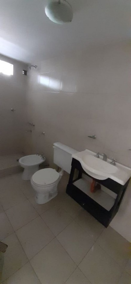 VENTA LOCAL ZONA GUEMES