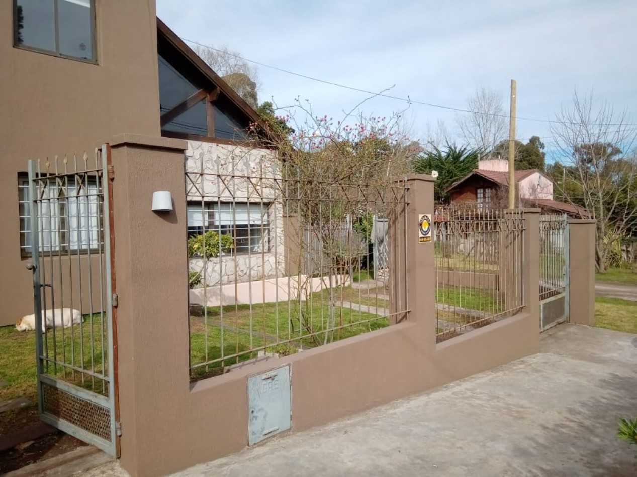 Chalet Bosque 5 Habitaciones con Pileta