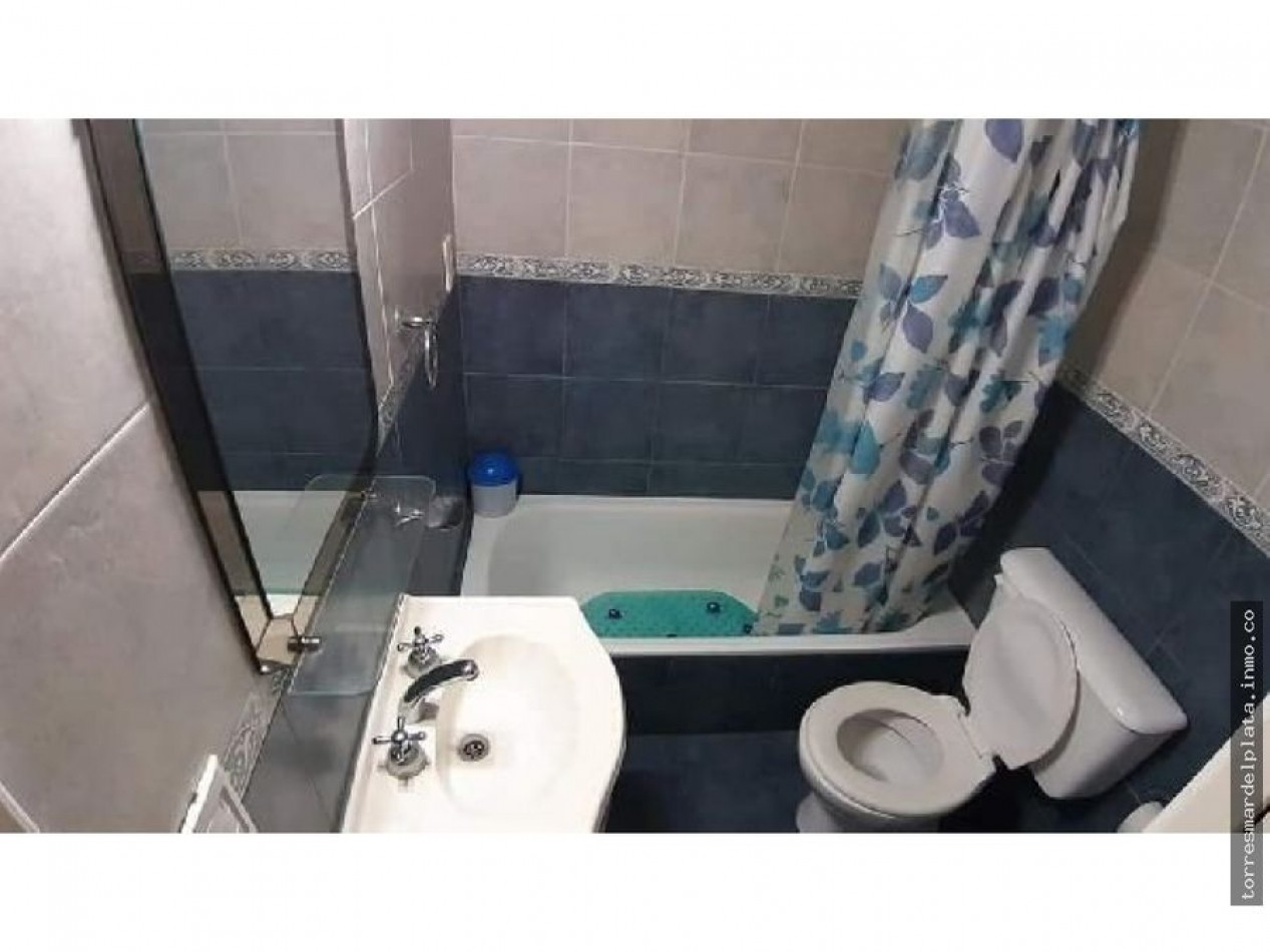 VENTA DEPARTAMENTO DE 2 amb A LA CALLE CON BALCON