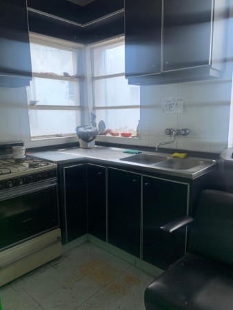 OPORTUNIDAD PH 4 AMBIENTES CON COCHERA MACROCENTRO