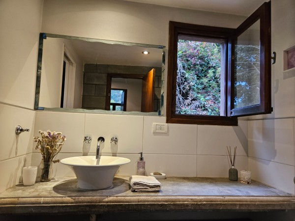 CASA CON PISCINA SOBRE DOS LOTES EN LA MEJOR ZONA DEL BOSQUE PERALTA RAMOS