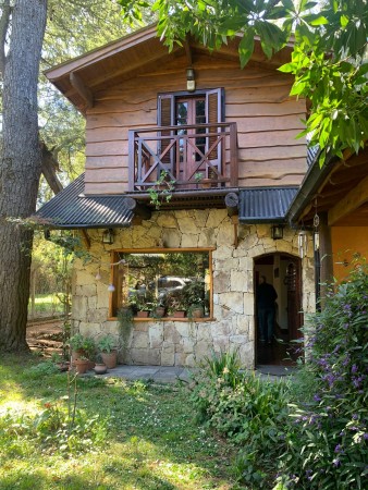 Cabaña de Piedra -Bosque Peralta Ramos-Mar del plata