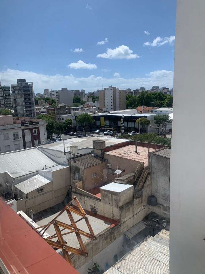 Depto 2 amb chico-Independencia y Rawson-