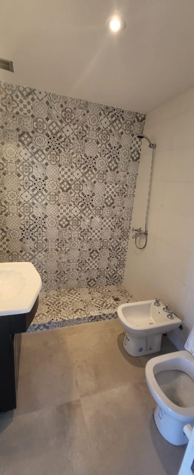 CASA DE CORTE MODERNO  A ESTRENAR -ACEPTA PERMUTA - BARRIO PRIVADO TIERRA DEL MAR 