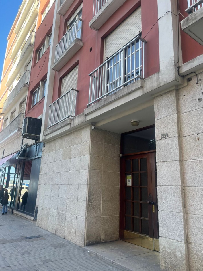   2AMBIENTE  a la calle -Zona Hermitage 