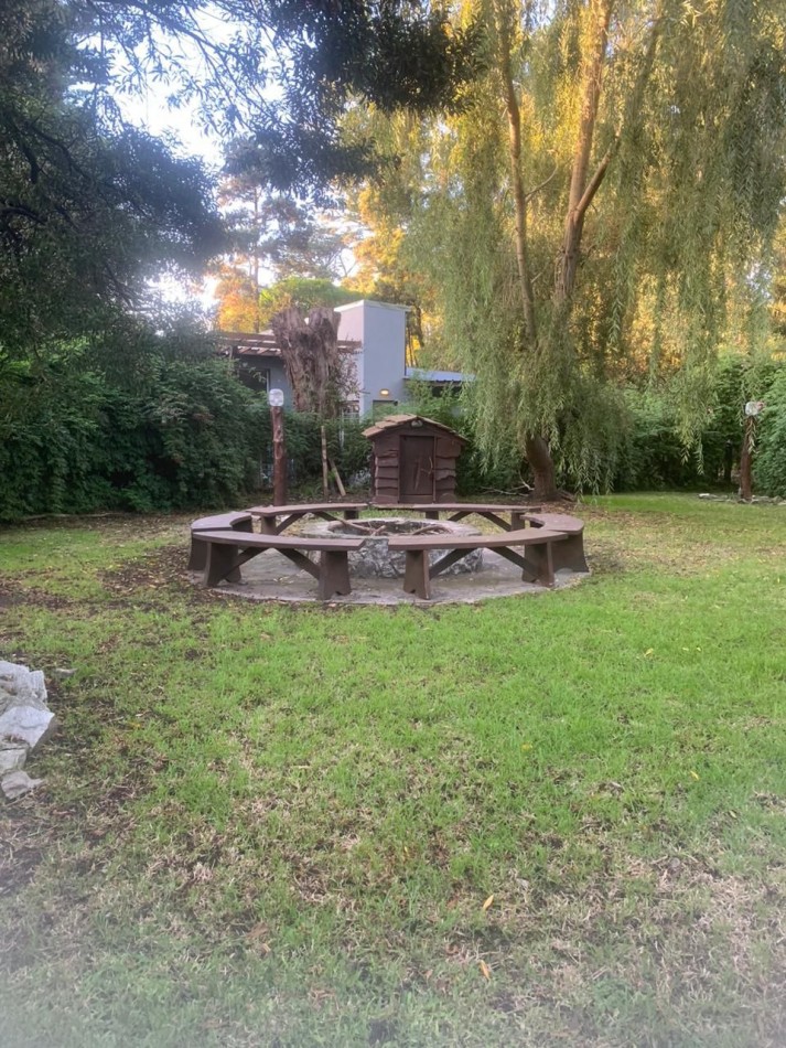24 MESES - 3 DORMITORIOS Y 2 BAÑOS -  CABAÑA CON PILETA  Y PARQUE-BOSQUE PERALTA RAMOS 