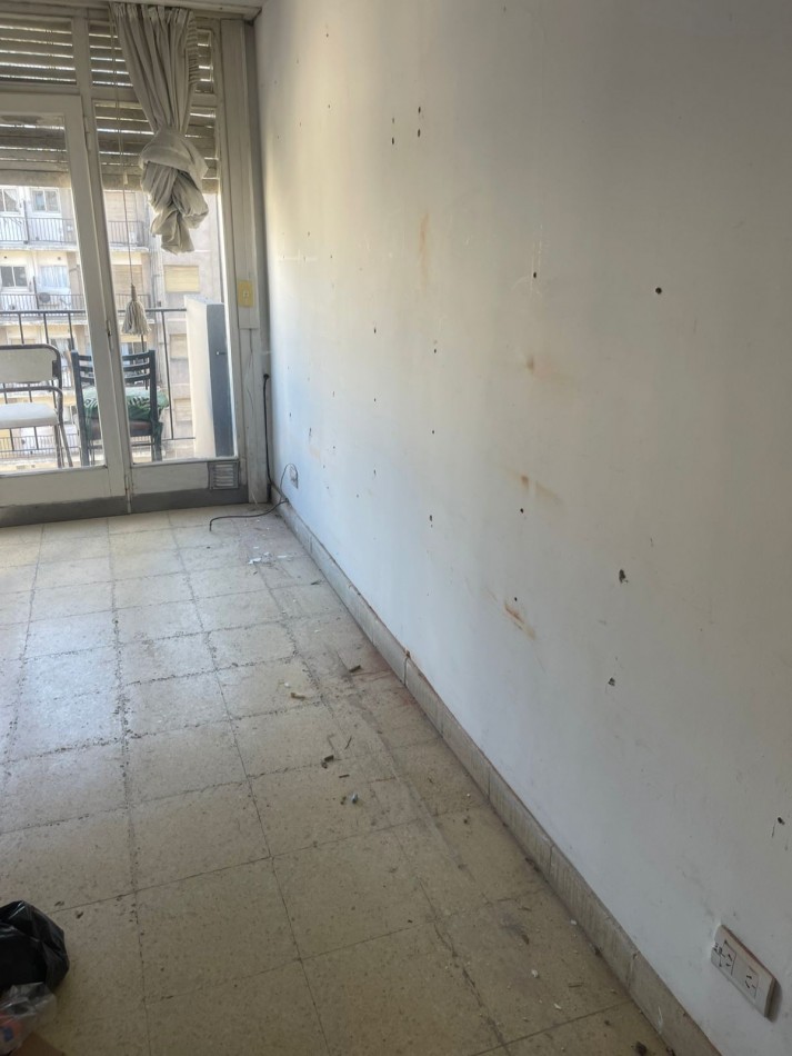 ALQUILER 24 MESES -2 ambientes a la CALLE con BALCON y TERRAZA con PARRILLA-MICROCENTRO