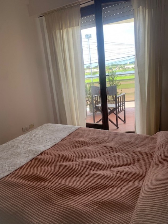 Departamento de 3 ambiente frente al mar, Punta Mogotes 