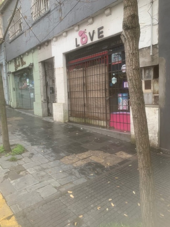 LOCAL A LA CALLE -ZONA PUERTO