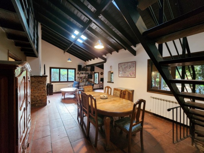 CHALET SOBRE 3 LOTES RECICLADO -BOSQUE PERALTA RAMOS