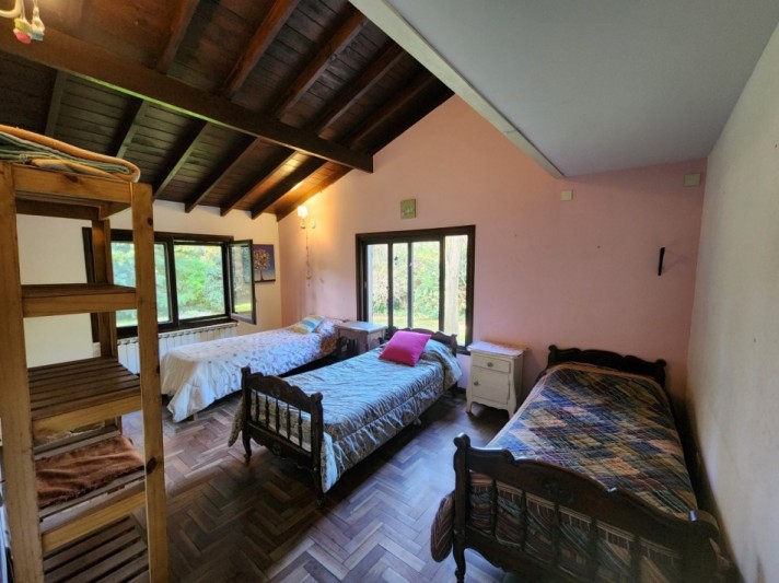 CHALET SOBRE 3 LOTES RECICLADO -BOSQUE PERALTA RAMOS