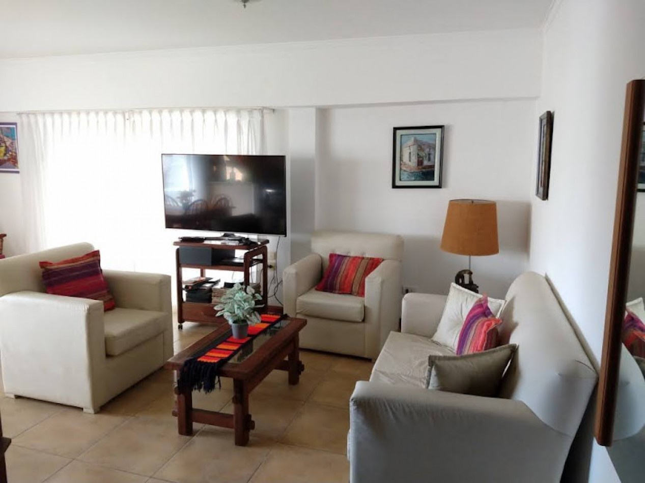 DEPARTAMENTO TIPO PENTHOUSE 4 AMBIENTES CON TERRAZA Y PARRILLA 4 AMB