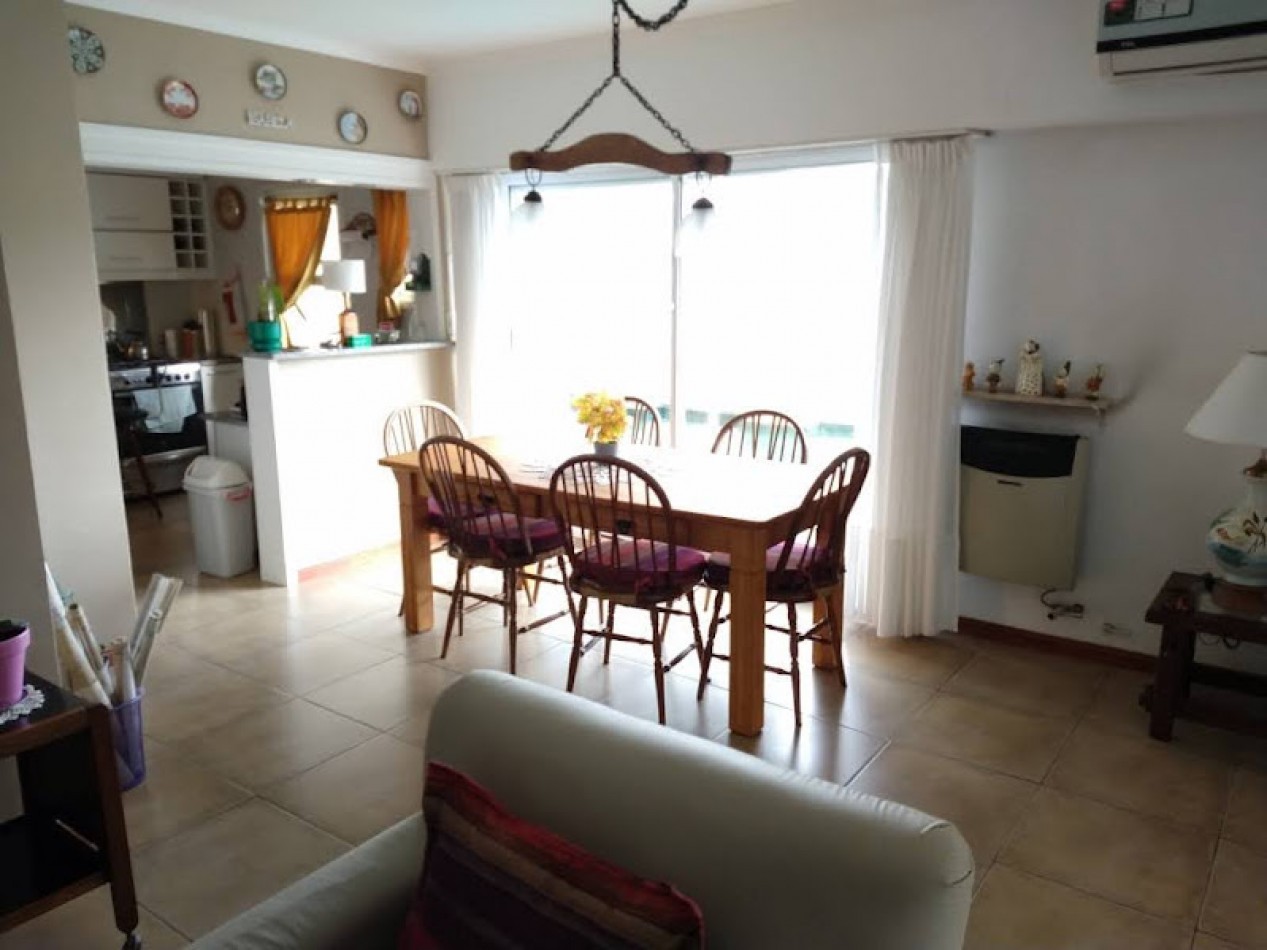 DEPARTAMENTO TIPO PENTHOUSE 4 AMBIENTES CON TERRAZA Y PARRILLA 4 AMB