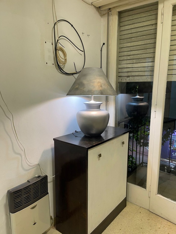 AMPLIO MONOAMBIENTE A LA CALLE C/BALCON p/ 4 personas -ZONA PASEO ALDREY