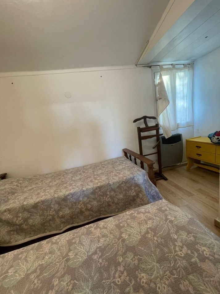 PARA 6 HUESPEDES -PH en Planta alta -3 DORMITORIOS, 2 BAÑOS -COCHERA-TERRAZA C/PARRILLA Y LAVADERO