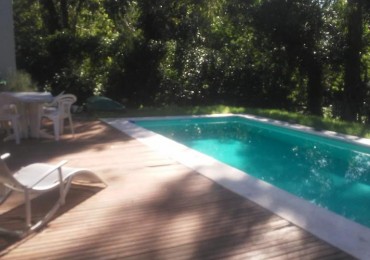 Casa con pileta , Bosque Peralta Ramos 