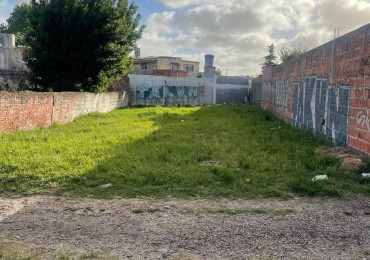 IMPORTANTE LOTE SOBRE AV. FORTUNATO DE LA PLAZA -IDEAL GALPON O LOCAL