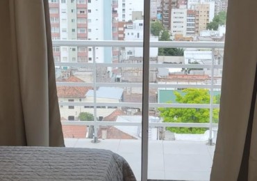 Impecable Monoambiente lateral abierto-cochera- zona La Perla 